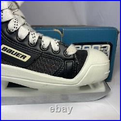 Bauer Supreme 3000 Hockey Goalie Skates Size JR 2.5