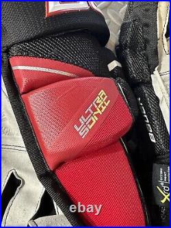 Bauer Supreme Ultrasonic Ice Hockey Gloves Black/Red Senior Size 14