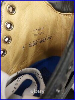 Bauer goalie skates Size 5 Supreme Custom 4000 New Dealer Old Stock