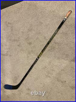 Bauer hockey supreme 2s pro hockey stick right handed p28 87 Flex