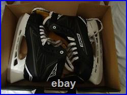 NEW Hockey Skates BAUER Supreme S150 Senior Size 11 D