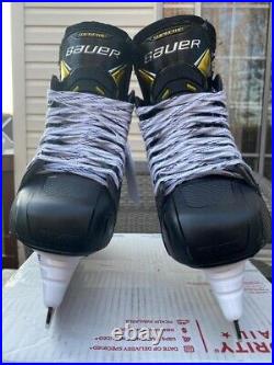 New Bauer Supreme Ultrasonic Hockey Skates Size 7.5 Fit 2