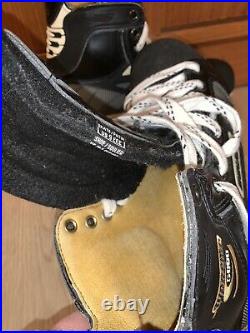 Vintage BAUER 5000 SUPREME hockey skates 9 EEE like new made in Canada